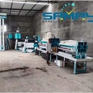 Machine d'extraction automatique d'huile d'arachide, capacité de 8 tonnes par jour, Samay Expeller Company, appareil d'extraction commercial, état neuf - Product Image 3