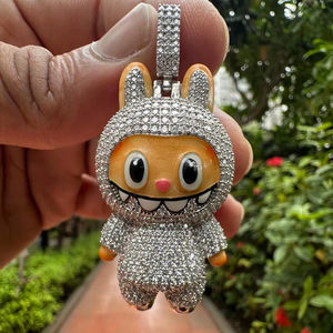 จี้เพชรโมอิสซาไนต์ VVS ลายการ์ตูนดังเคลือบเงา พร้อมเงินแท้ 925 รูปทรงแปลกตา สำหรับจี้และชาร์มเครื่องประดับชั้นดี - Product Image 1