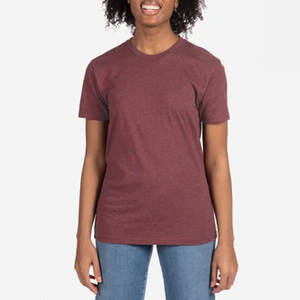 T-shirts personnalisés en mélange tri-matière 50/25/25 (polyester/coton peigné filé à anneaux/rayonne) avec logo sur mesure - Product Image 1