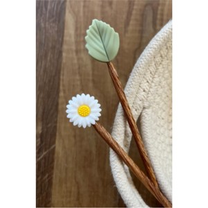 Aiguilles à tricoter en bois motif lapin mignon, aiguilles à tisser en bois à pointe unique, têtes personnalisées de dessins animés, outils d'artisanat DIY - Product Image 3