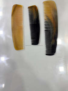 Peigne en véritable corne de buffle, écologique, fait à la main, design antique, imitation, décoration d'intérieur et cadeau d'affaires en provenance d'Inde - Product Image 4