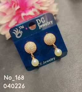 Pendientes Elegantes y Modernos de Acero Inoxidable con Circonitas para Mujer, Ideales para Bodas y Fiestas - Product Image 1