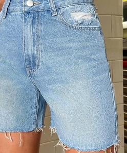 Shorts de mezclilla de cintura alta para mujer, casuales, desgastados, azul claro, con dobladillo deshilachado, para verano - Product Image 2