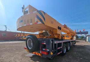 ผ่านการตรวจสอบแล้ว รถเครนไฮดรอลิกมือสอง ปี 2022 รุ่น XCM-G QY25K5F ขนาด 25 ตัน สำหรับงานก่อสร้างสำเร็จรูป - Product Image 4