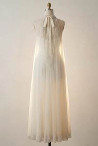 Vestido de Noche Blanco de Alta Calidad con Cuello Halter y Pedrería, Vestido de Gala de Tul Plisado con Cristales, Elegante Traje Formal - Product Image 3