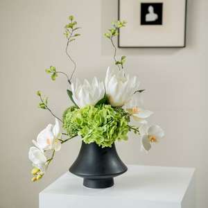 Jarrón de Cerámica Negro Nórdico, Jarrón Blanco Acanalado para <span class=keywords><strong>Flores</strong></span>, Decoración del Hogar, Centro de Mesa Moderno <span class=keywords><strong>y</strong></span> Minimalista, para Hierba de Pampas, <span class=keywords><strong>Flores</strong></span> <span class=keywords><strong>Secas</strong></span> - Product Image 1