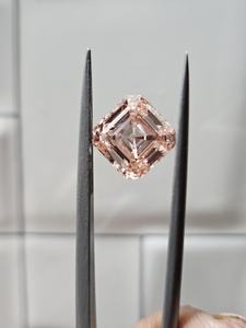 ราคาขายส่ง เพชรคุณภาพสูงเพาะเลี้ยงในห้องปฏิบัติการ 1 กะรัต-3 กะรัต ทรง Asscher สีม่วงชมพู  แบบเม็ดเดี่ยว รับรองโดย IGI ความสะอาดระดับ VS1-2 ผลิตด้วยมือ - Product Image 1
