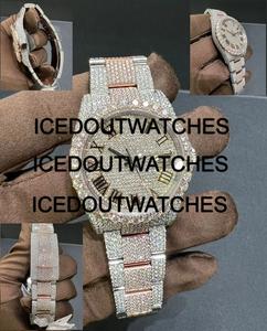 Reloj de pulsera de acero inoxidable de lujo con moissanita VVS, edición limitada, venta directa, estilo hip-hop, con ventana de cristal y dije. - Product Image 2