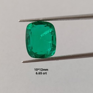 Piedra Preciosa Verde de Corte Cojín Colombiana Creada en Laboratorio, Calidad Premium, Piedra Suelta para Joyería, Manualidades y Uso Elegante - Product Image 1