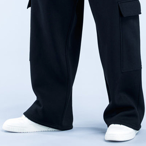 Nouvel Arrivage – Pantalons de Jogging Cargo Homme Coupe Droite en Molleton de Coton Épais, Personnalisables avec Logo OEM, Idéaux pour la Gym et le Streetwear – Vente en Gros - Product Image 6