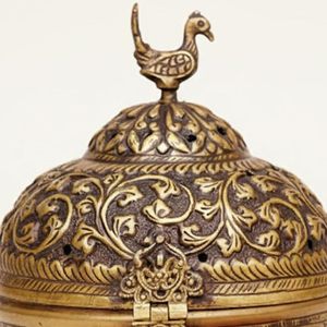 Brûleur en métal fait main de haute qualité, structure résistante à la chaleur, pour encens indien écologique, contemporain et classique. - Product Image 4