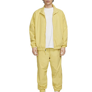 ชุดวอร์มกันลมแบบมีซิปสำหรับผู้ชาย  ชุดเซ็ตเสื้อแจ็คเก็ตและกางเกงวอร์ม  ผ้าไนลอน  สำหรับออกกำลังกาย - Product Image 1