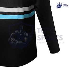 ชุดกีฬาโพลีเอสเตอร์คุณภาพสูง พิมพ์ลายตามสั่ง ระบายอากาศได้ดี ราคาสมเหตุสมผล สวมใส่สบาย น้ำหนักเบา สำหรับมืออาชีพ จากผู้ผลิตที่ดีที่สุด - Product Image 4