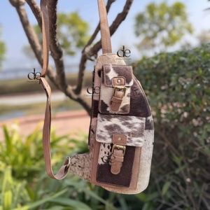 Nuevo Bolso de Hombro de Cuero Vacuno, Elegante y Moderno, Bolso de Viaje con Pelo de Vaca, Fácil de Llevar, Cinturón Portamonedas - Product Image 1