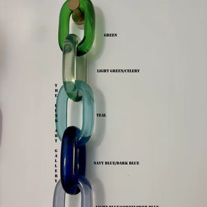 Accesorios Decorativos de Cadena de Resina de Diseño Único y Moderno para Diseño de Interiores, Decoración del Hogar y Proyectos de Bricolaje, Suministro Mundial - Product Image 1