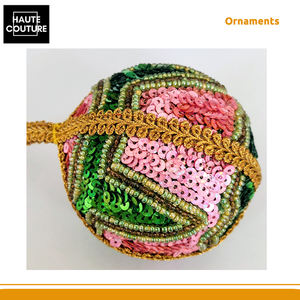 ผลิตในอินเดีย ลูกบอลแขวนประดับตกแต่งเทศกาลขนาดเส้นผ่านศูนย์กลาง 7 ซม. ยอดขายอันดับต้นๆ พร้อมงานปักมือสำหรับตกแต่งบ้านในราคาที่เหมาะสม - Product Image 6