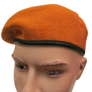 Boina Exclusiva de Alta Calidad, Gorro de Moda Premium con Logotipo Personalizado, Servicio OEM de Marca Privada, Fabricante Mayorista - Product Image 2