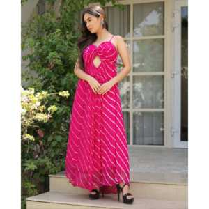 ชุดเดรสทรงเอไลน์สีชมพู Nancy Pink แบบเปิดหลัง ผ้าชีฟองระบายอากาศได้ดี เอวทรงเอ็มไพร์ เหมาะสำหรับงานปาร์ตี้ - Product Image 4