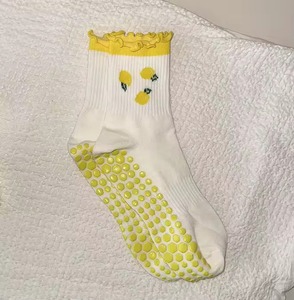 Calcetines de Yoga para Mujer al por Mayor, con Bordado de Frutas, Spandex/Poliéster, Transpirables, Ecológicos, Calcetines Cortos de Verano para Yoga y Danza - Product Image 2