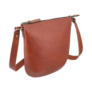 Sac bandoulière en cuir marron de qualité supérieure pour femmes, commande en gros, sac messager à rabat à prix abordable - Product Image 2