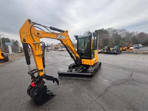 Mini-excavatrice sur chenilles JCB, équipement de construction jaune, godet de 0,12 m, puissance de 110 kW, forte puissance de creusement - Product Image 2