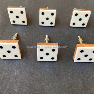 Top Designer de haute qualité Unique fait à la main Style moderne bouton de porte en métal en bois naturel et armoire en résine pour cuisine et chambres à coucher - Product Image 1