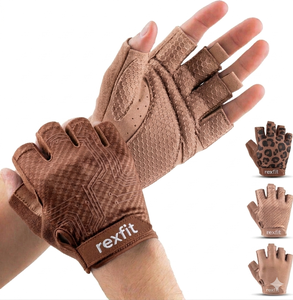 ถุงมือออกกำลังกาย Rexfit แบบครึ่งนิ้ว ผ้าหนังกลับ ระบายอากาศได้ดี กันลื่น สายรัดข้อมือปรับได้ ใช้ได้ทั้งชายและหญิง สวมใส่สบาย ถุงมือออกกำลังกายแบบครึ่งนิ้ว - Product Image 3