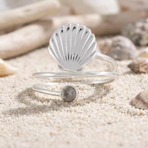 Anillo de Plata 925 con Forma de Concha y Piedra Engastada en Bisel, Diseño Minimalista, Unisex, para Uso Diario - Product Image 4