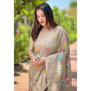 Sari élégant en organza gris pour femme, tissé avec des motifs floraux Meenakari et des broderies Zari, séchage rapide, protection solaire, toutes saisons, 0,6g - Product Image 2