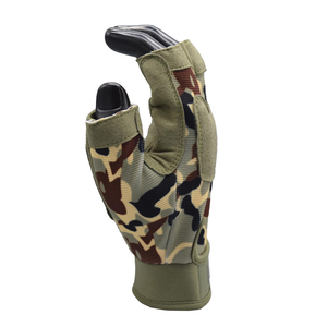Gants de protection pour les paumes, conçus pour des routines de mouvement actif, offrant un confort et une sensation premium lors d'un entraînement physique intensif. - Product Image 3