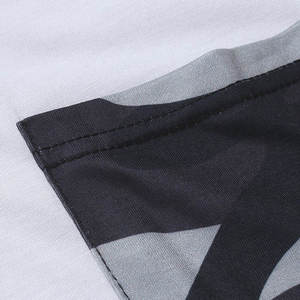 T-shirt de compression pour homme, coupe ajustée, haute élasticité, respirant, séchage rapide, doux, extensible, pour la course à pied - Product Image 2