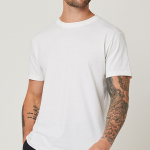 T-shirt Homme Manches Courtes Col Classique Coupe Slim Couleur Unie Style Été Décontracté Vente Chaude EU Vente en Gros - Product Image 4