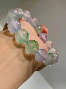 Bracelet en résine fait main de haute qualité avec finition artistique de luxe, bijoux de mode pour présentoirs de boutiques - Product Image 2