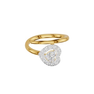 Anillo de Compromiso Romántico de Oro Amarillo con Diamante en Forma de Corazón y Engaste Pavé, Joyería Fina para Regalo - Product Image 3