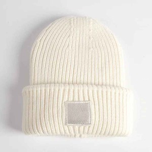 Gorro de Punto Acrílico 100% Personalizado con Logotipo OEM, Gorro de Invierno Grueso de Doble Pliegue para Viajes y Actividades al Aire Libre, Unisex - Product Image 2