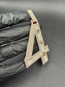 Colgante de plata 925 estilo hip-hop con diamantes cultivados en laboratorio con corte baguette, estilo de uso diario para hombre. - Product Image 5