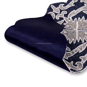 Chemin de table en coton brodé et perlé pour les dîners et les fêtes, décoration de maison de luxe - Product Image 4