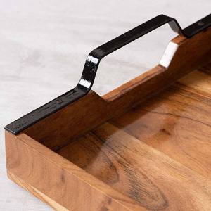 Plateau de service rectangulaire de luxe en bois d'acacia pour la restauration en gros, avec poignée dorée élégante, idéal pour hôtels et restaurants - Product Image 5