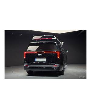 Kia Carnival 2024, 7 places, essence, limousine haut-de-gamme, 59 399 km, boîte automatique, sièges en cuir, pour entreprises spécialisées dans les besoins particuliers - Product Image 4