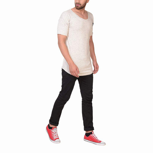 <b>Men's</b> <b>Longline</b> <b>T</b> <b>Shirt</b> Custom Crew Neck Streetwear 100% Cotton Tee Wholesale Supplier Extended Length <b>T</b> <b>Shirt</b> Patch On Left Side - Product Image 5