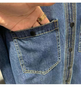 Camisas Vaqueras Elegantes para Mujer, 100% Algodón Orgánico, Dos Bolsillos Delanteros, Corte Casual, Estilo Vaquero, Camisa Vaquera Ajustada OEM - Product Image 6