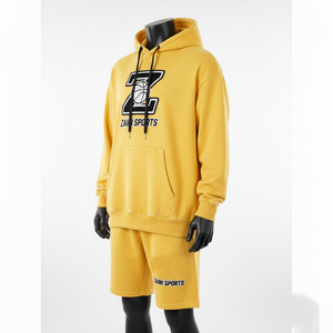 Ensemble sweat à capuche et short pour homme en molleton épais mélangé coton, jaune moutarde, avec logo personnalisé - Product Image 4