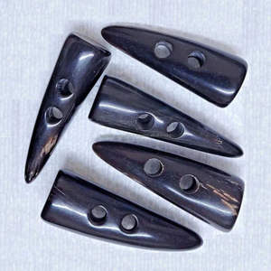 Boutons de perles fabriqués à la main Accessoires corne bascule pour la fabrication de bijoux par Tayyab Handicraft - Product Image 4