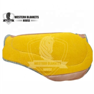 แผ่นรองอานม้าแบบโค้งทำจากผ้าขนสัตว์ผสมโพลีคอตตอน ยี่ห้อ Western Canvas เพื่อความสบายเป็นพิเศษ ปกป้องม้า คุณภาพสูง พร้อมสายรัดหนังแท้ DD Harness - Product Image 3