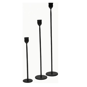 Portavelas de Hierro Negro Resistente, Hecho a Mano, para Decoración del Hogar, Oficina, Jardín, Navidad y Pascua - Calidad de Exportación - Product Image 1