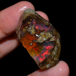 Lot de 4 pièces d'opale éthiopienne Welo Fire huileuse 100% naturelle de qualité supérieure, pierre précieuse brute en vrac, certifiée par un tiers, pour la fabrication de bijoux - Product Image 3