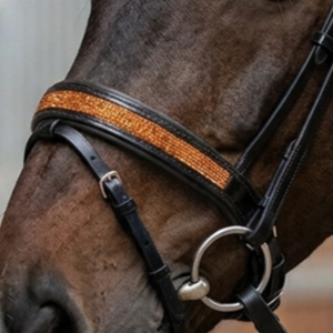Fabricant de bridons de dressage sur mesure OEM en cuir de vachette anatomique élégant, rembourrés et doux, avec serre-nez et frontale larges à paillettes - Product Image 2