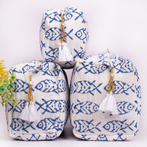 Pochette de maquillage de luxe en coton fait main, style matelassé, grande capacité, écologique, imprimée au bloc, lavable, avec fermeture éclair - Product Image 1