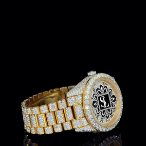 Montre de luxe pour femme en or jaune sertie de diamants, cadran analogique, verre saphir, mouvement à quartz 46 mm, bracelet 20 mm, fermoir déployant - Product Image 3