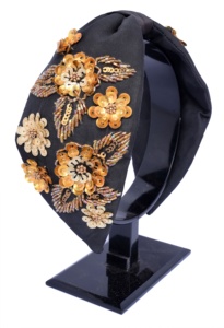 Serre-tête noir à sequins floraux pour femmes et filles, idéal pour les fêtes et les mariages, bandeau large noué avec embellissement perlé pour femmes et filles - Product Image 1